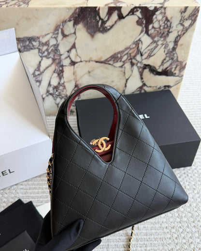 Cuero | Mini Quilted Hobo Bag Black