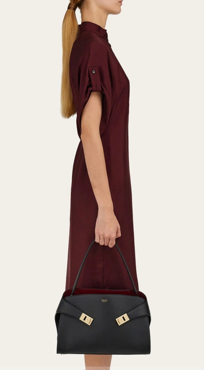 Cuero | Hug soft bicolor shoulder bag