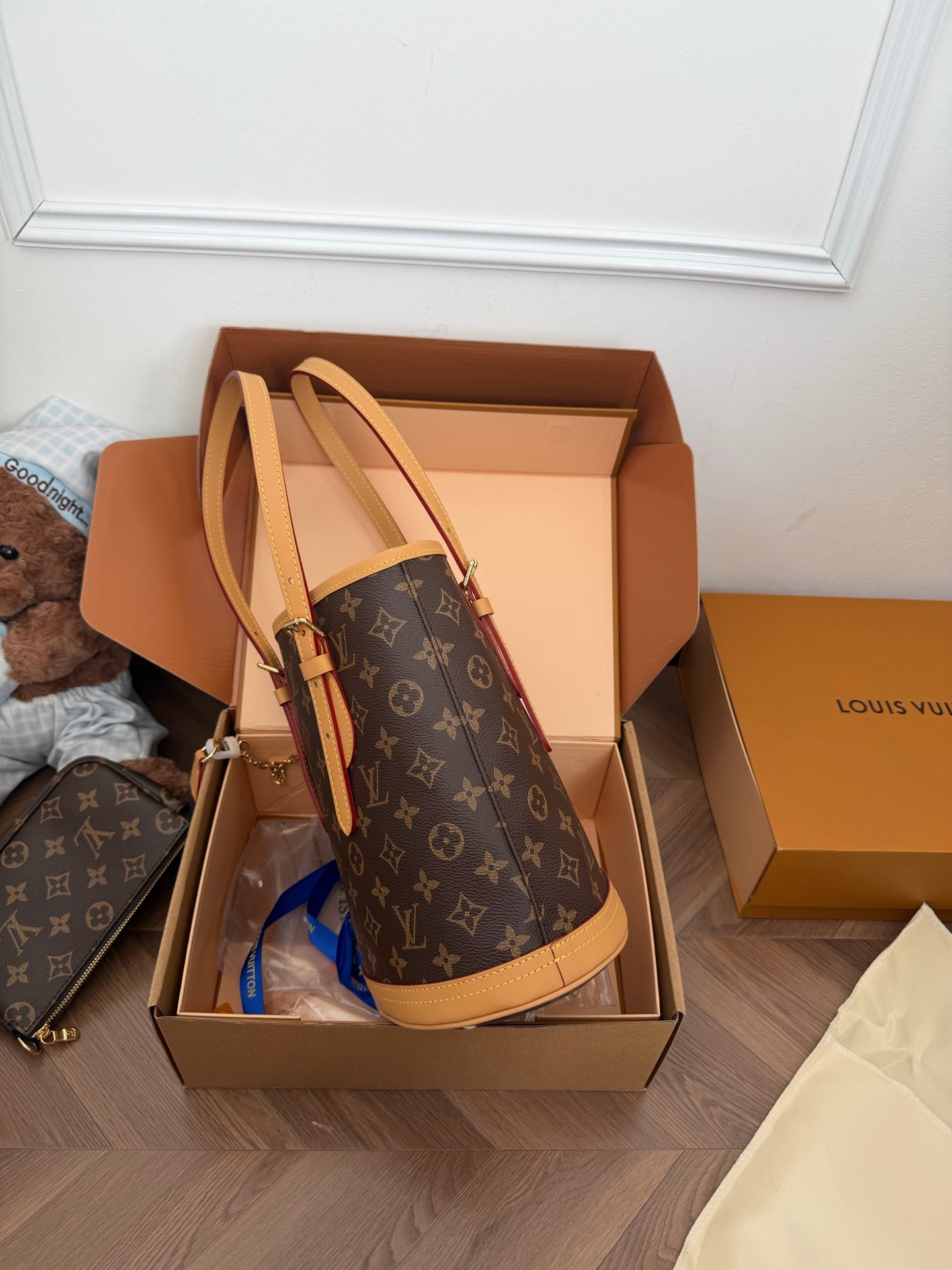 Cuero | Monogram Bucket Tote Bag Brown