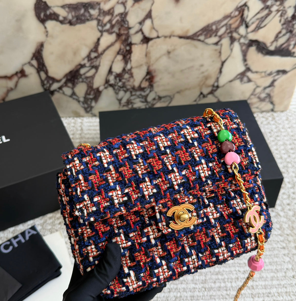 Cuero | Multicolor Tweed Charm Chain Flap Bag - Navy Red