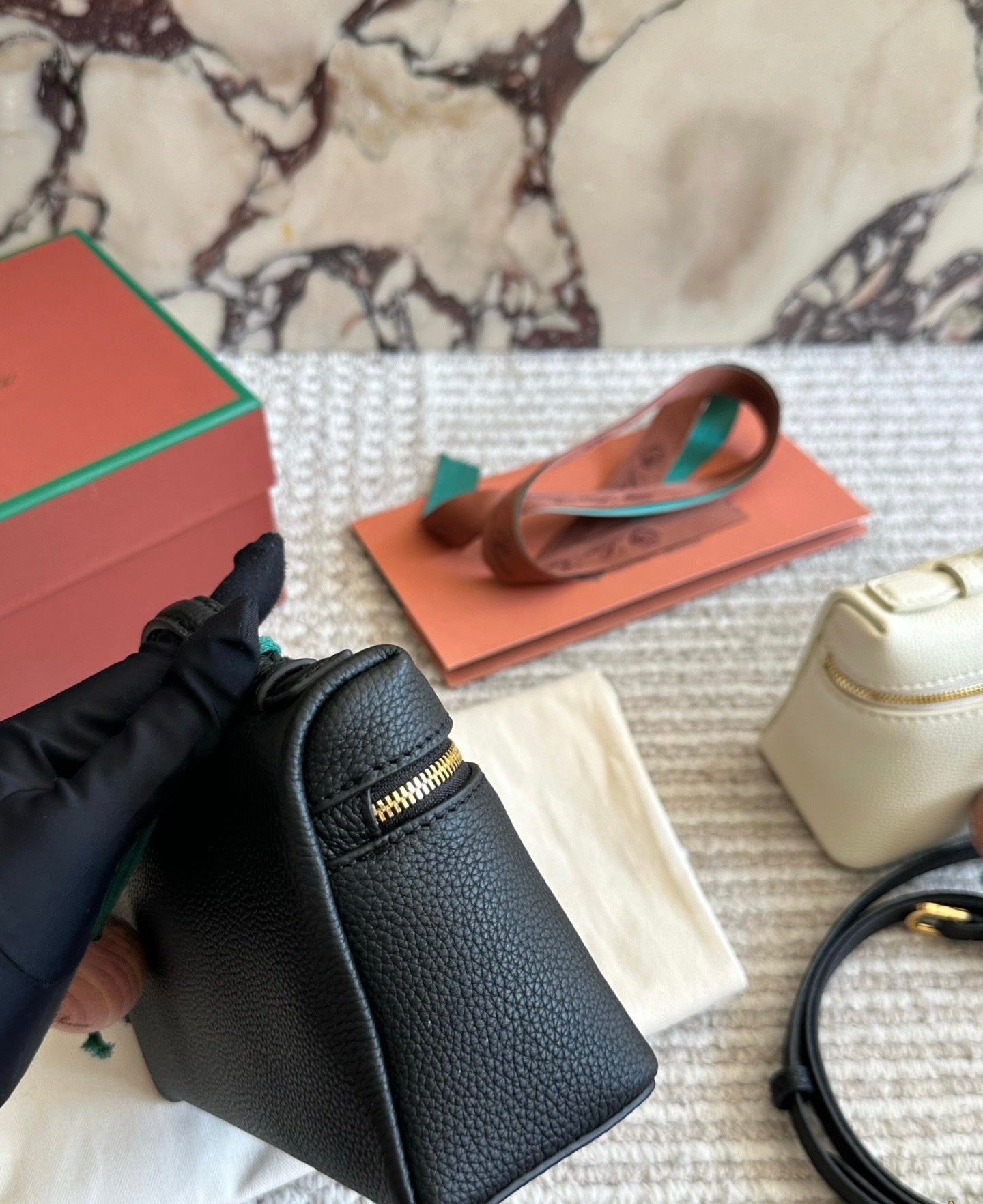 Cuero | Pebbled Top-Handle Pouch