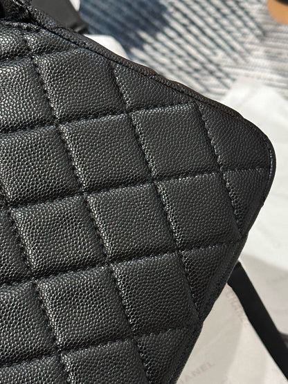 Cuero | Diamond Quilted Zip Pouch Shoulder Bag - Noir Black