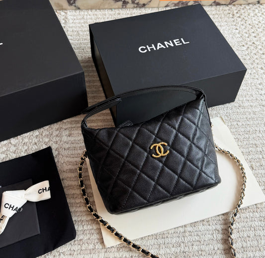 Cuero | Quilted Hobo Bag