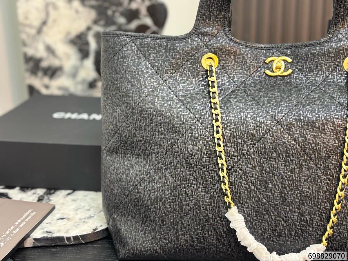 Cuero | Quilted Chain Shopper Tote Bag - Noir Black