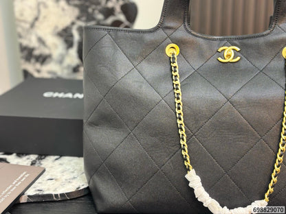 Cuero | Quilted Chain Shopper Tote Bag - Noir Black