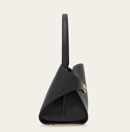 Cuero | Hug soft bicolor shoulder bag