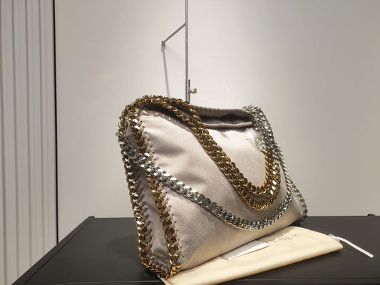 Cuero | Falabella Fold-Over Tote Bag