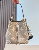 Louis Vuitton NéoNoé MM Bag