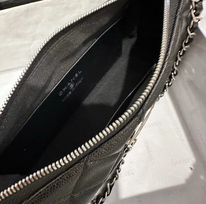Cuero | Diamond Quilted Zip Pouch Shoulder Bag - Noir Black