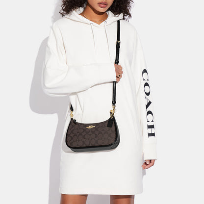 Cuero | Teri Shoulder Bag In Signature Canvas