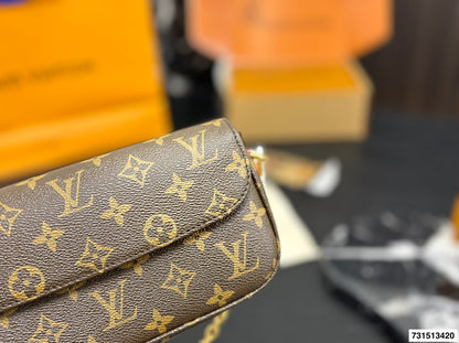 Cuero | Mini Monogram Print Flap Chain Crossbody Bag - Monogram Brown