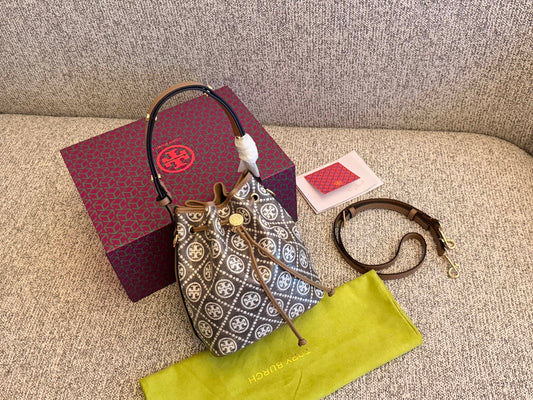 Cuero | Monogram Bucket Bag Set