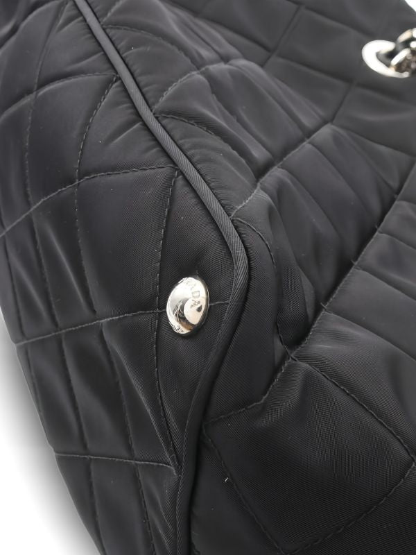 Cuero | practical bag lined with a chain of knots