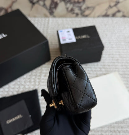 Cuero | Mini Quilted Flap Bag Black