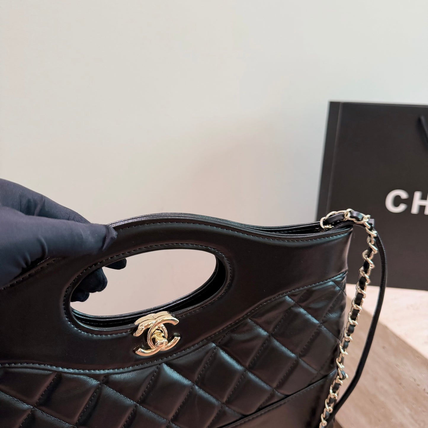 Cuero | Quilted Top-Handle Shoulder Bag