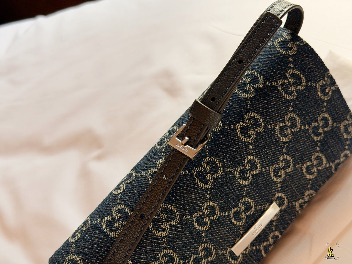 Cuero | Signature Stripe Baguette Bag - Blue