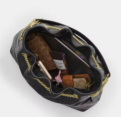 Cuero | Evelyn Shoulder Bag With Quilting
