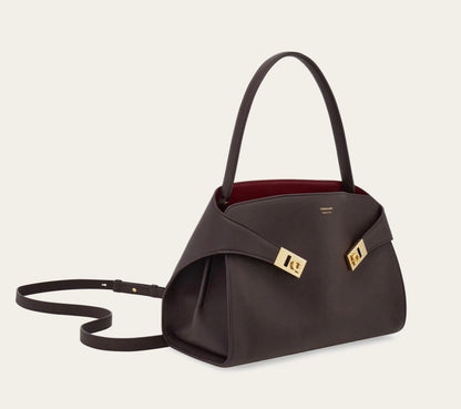 Cuero | Hug soft bicolor shoulder bag