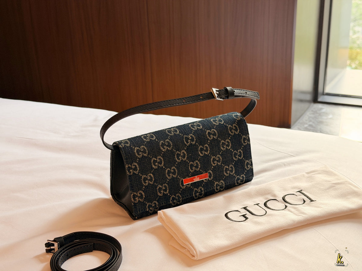 Cuero | Signature Stripe Baguette Bag - Blue