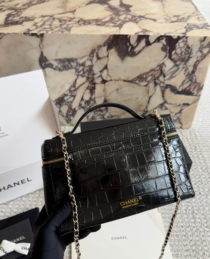 Cuero | Crocodile Embossed Vanity Bag