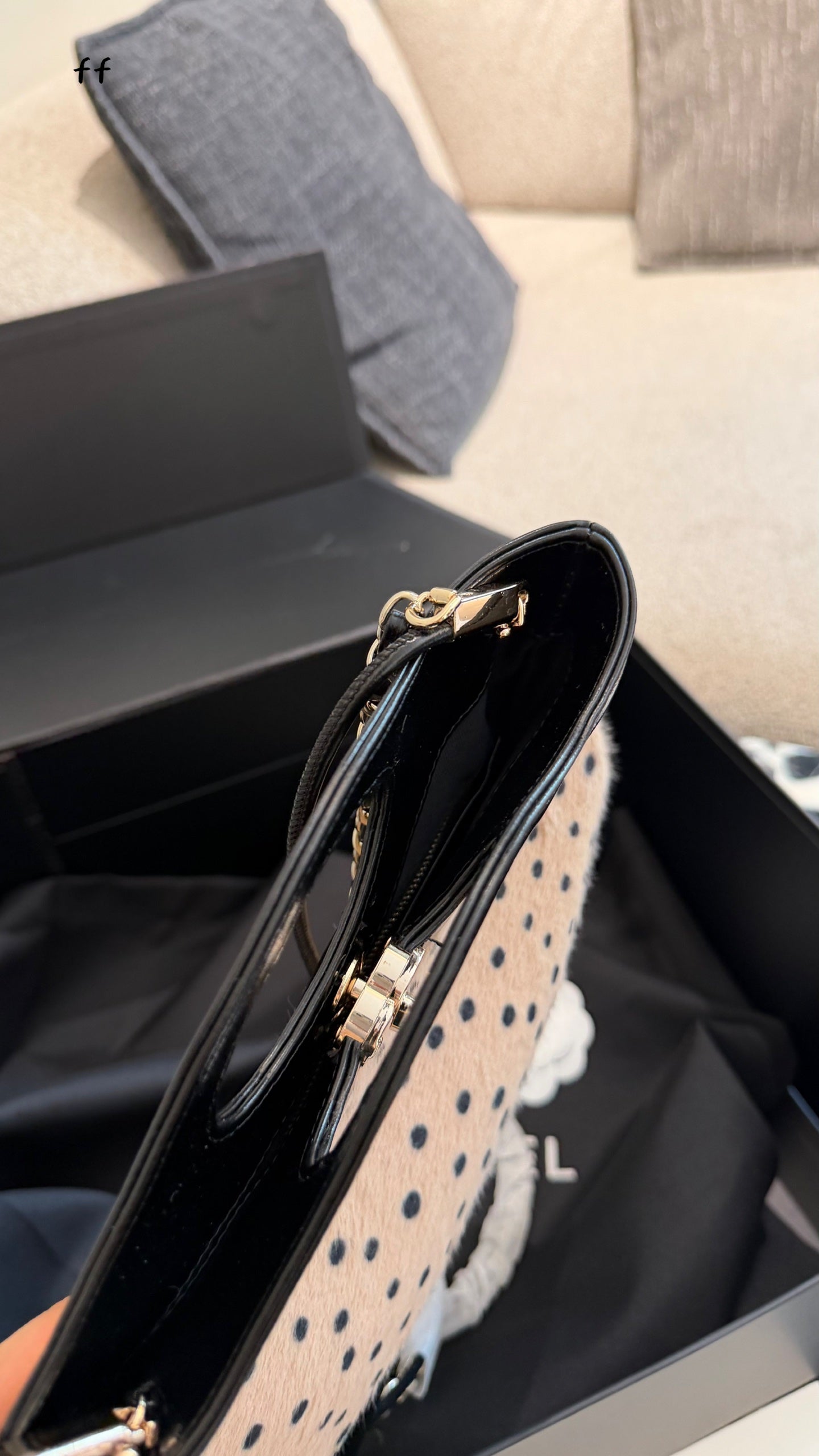 Cuero | Polka Dot Top-Handle Bag