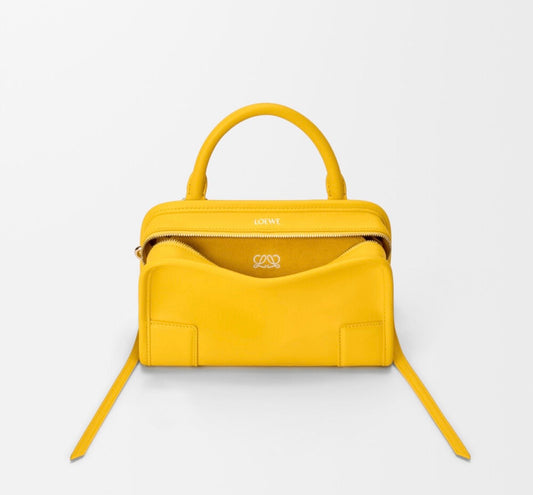 Cuero | Mini Amazona 180 bag in suede