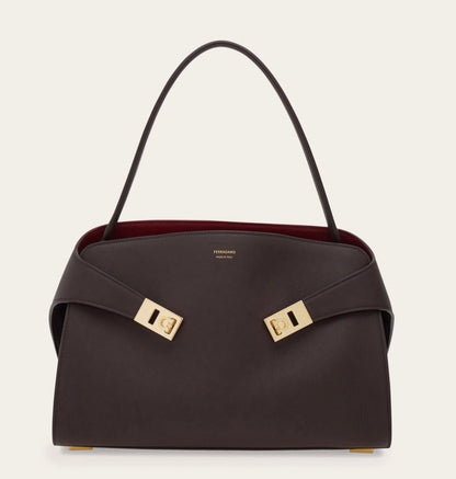 Cuero | Hug soft bicolor shoulder bag