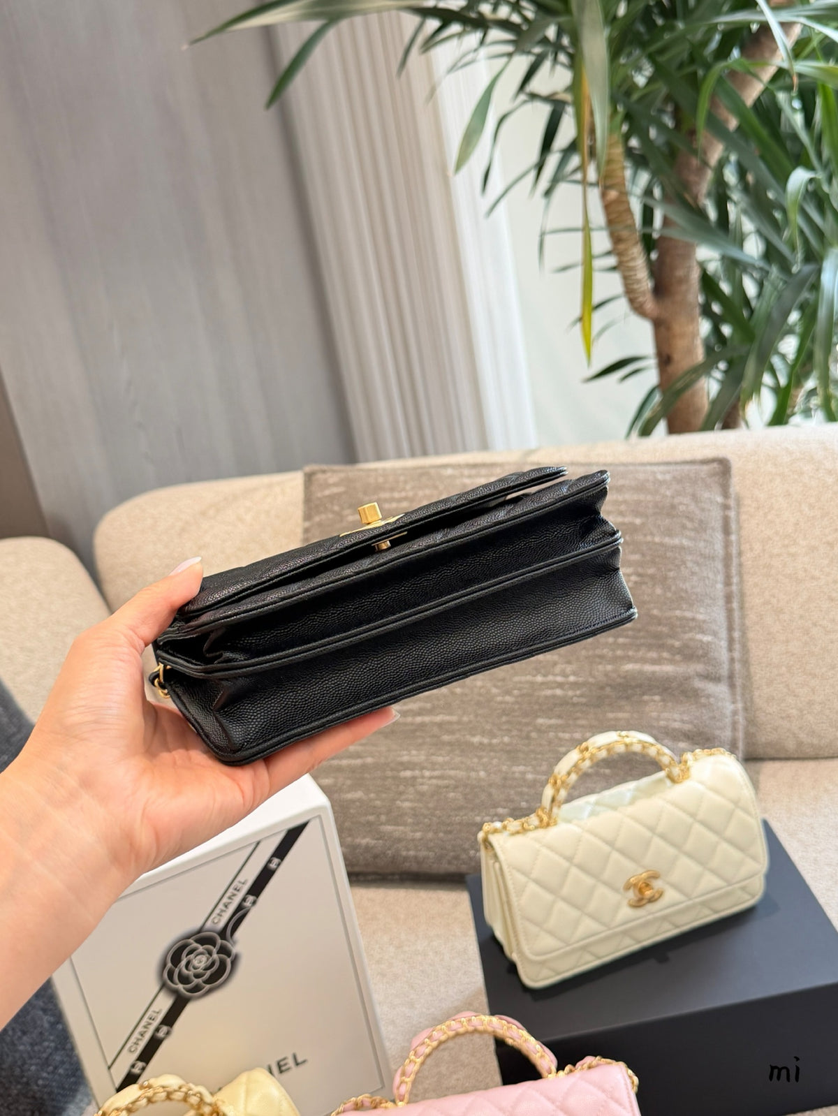 Cuero | Diamond Quilted Top Handle Chain Flap Bag - Black