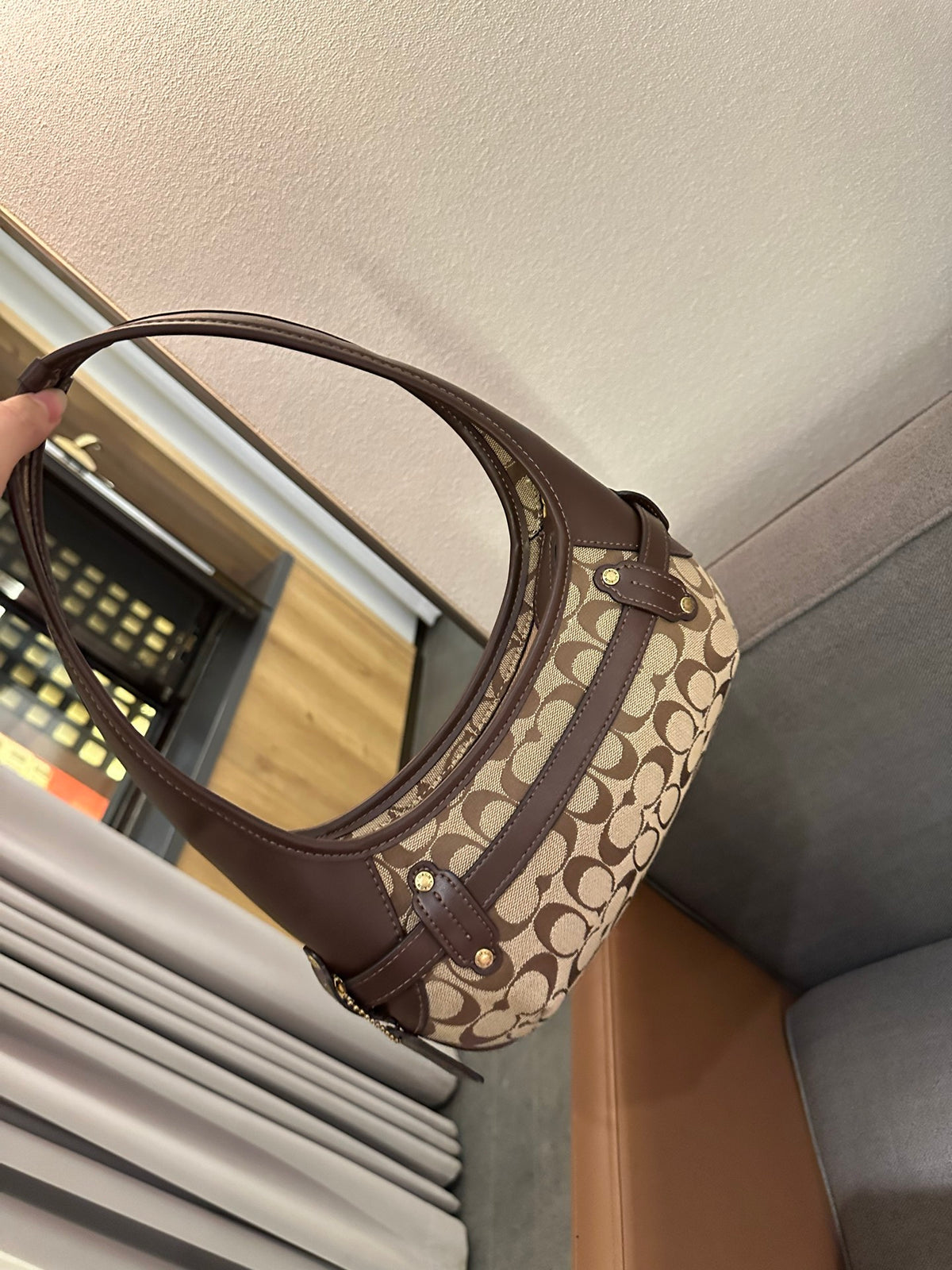 Cuero | Signature Buckle Hobo Shoulder Bag - Brown