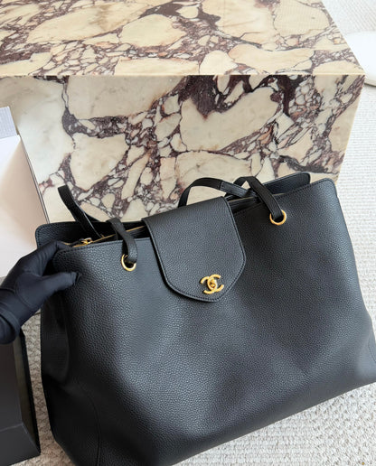 Cuero | Classic Grained Leather Tote