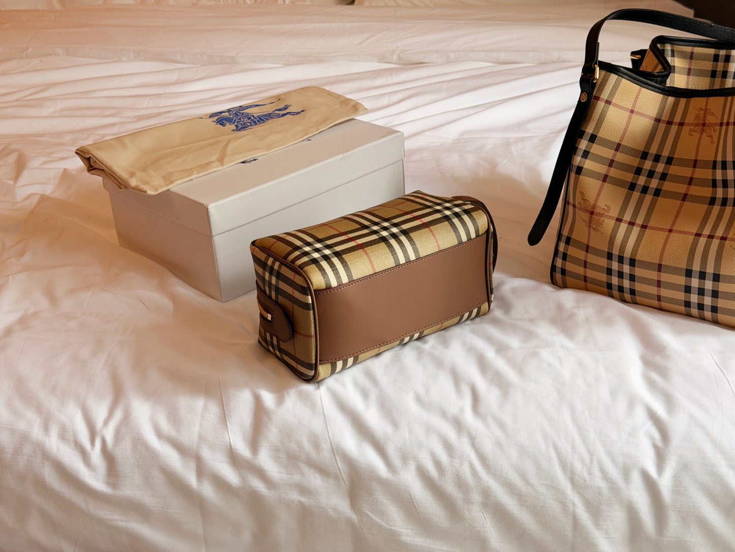 Cuero | Classic Check Cosmetic Pouch