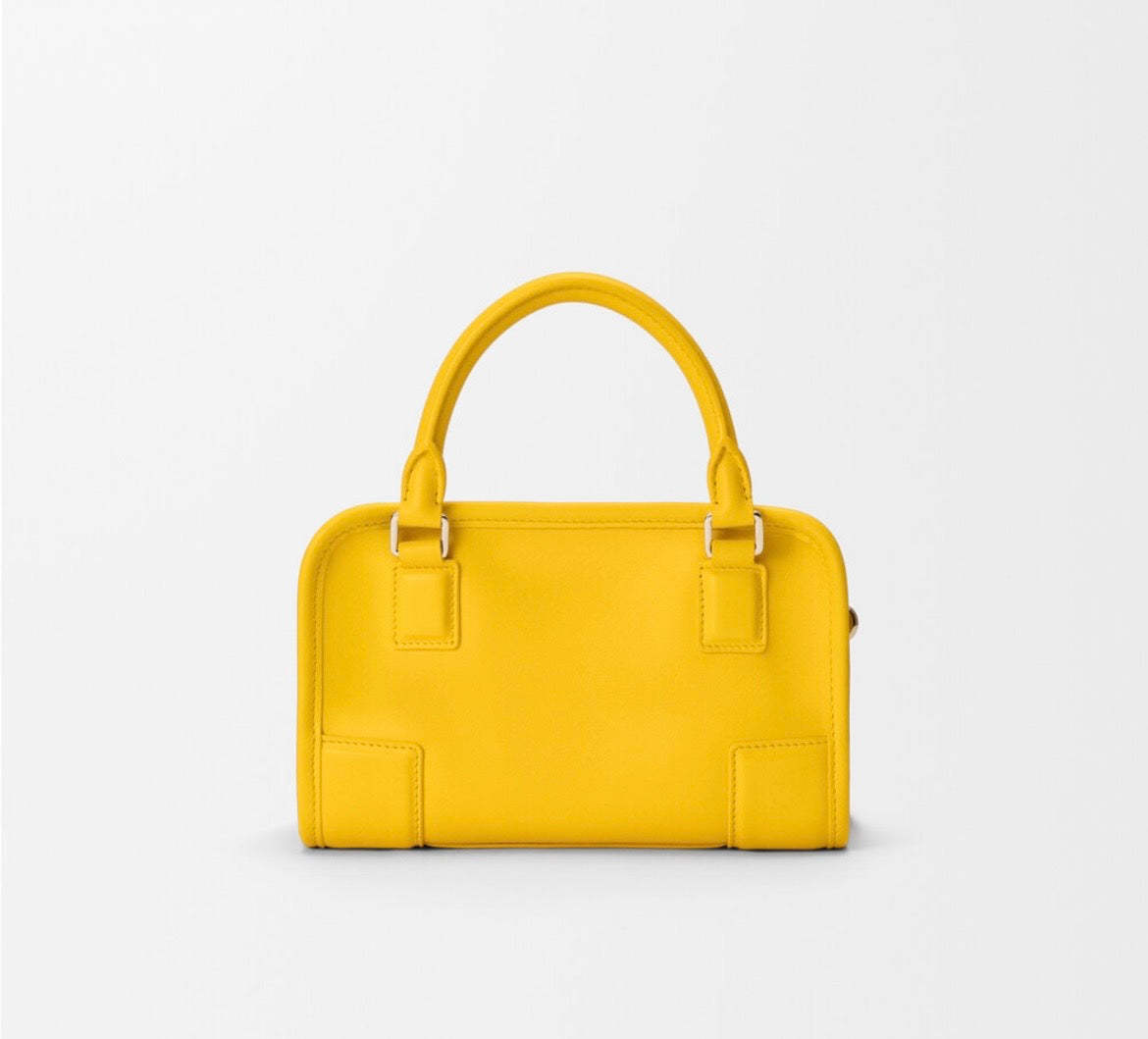 Cuero | Mini Amazona 180 bag in suede