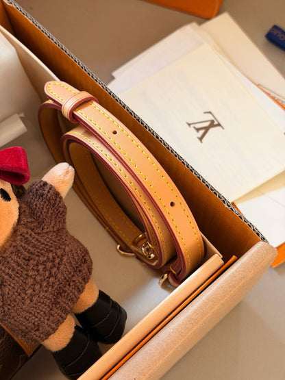 Cuero | Monogram Canvas Bag