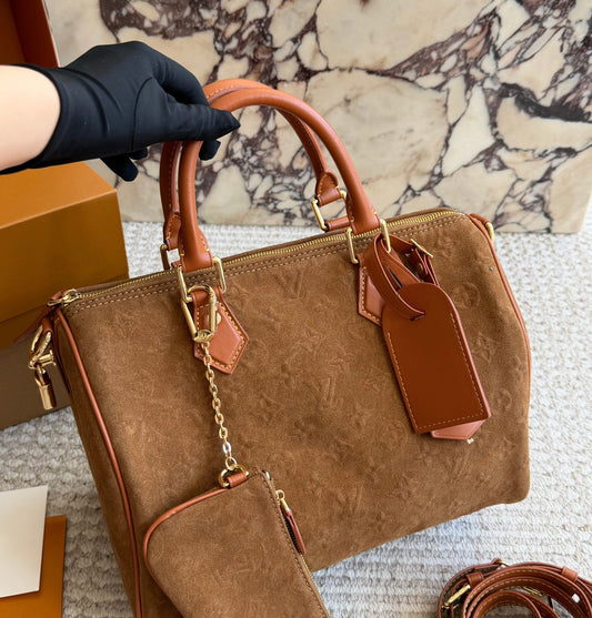 Cuero | Camel Suede Duffle Bag