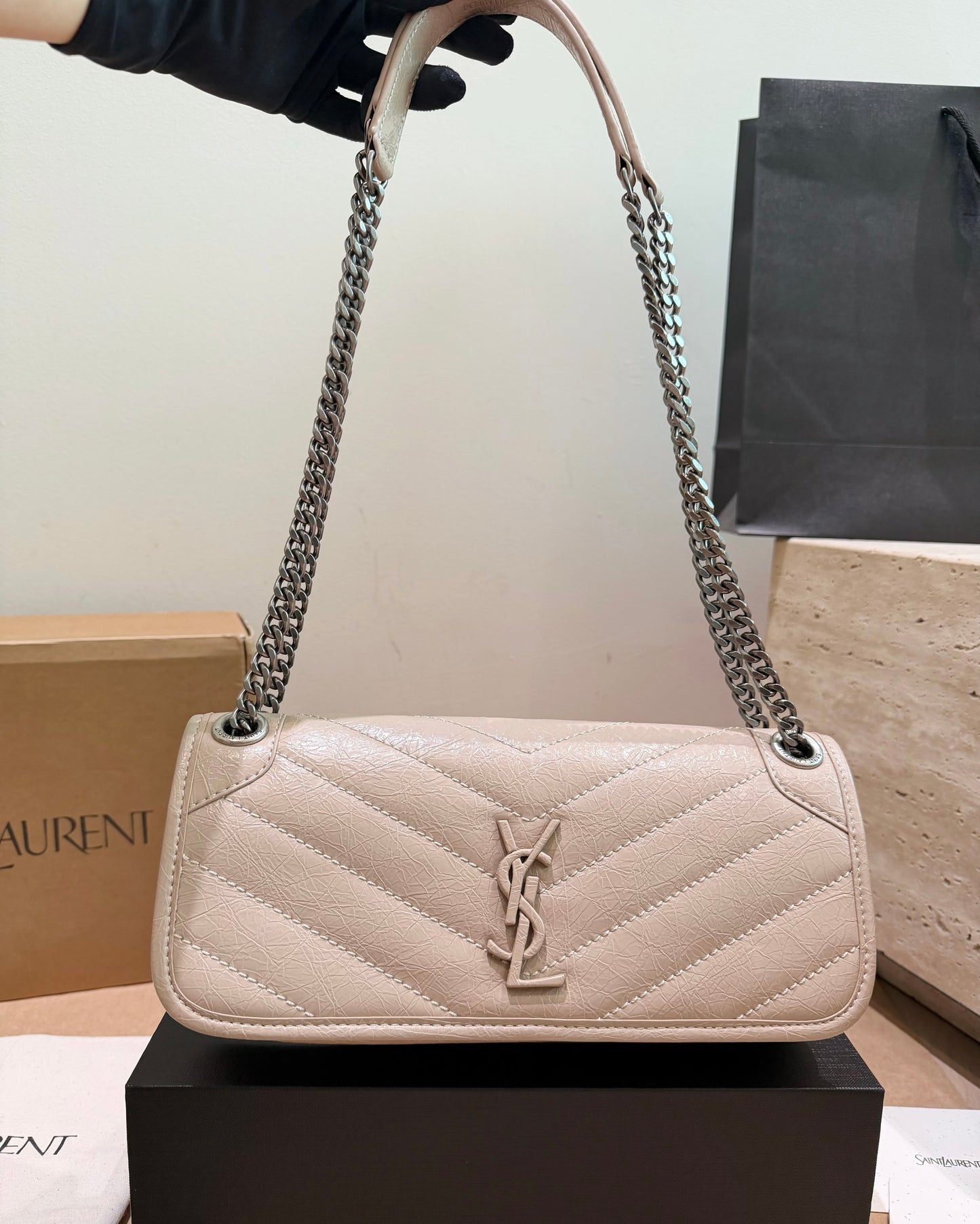 Cuero | Chevron Quilted Shoulder Bag