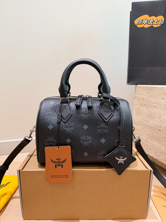 Cuero | Monogram Boston Bag Black
