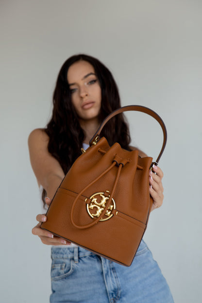 Cuero | Bucket Monogram leather tote