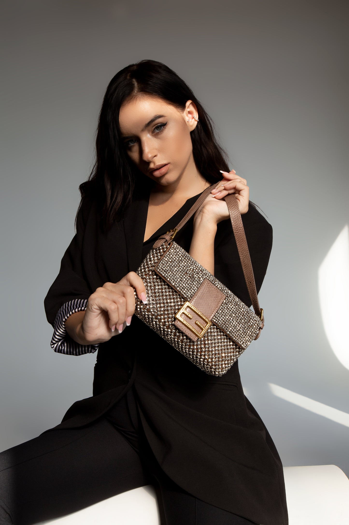 Cuero | 𝐂𝐫𝐲𝐬𝐭𝐚𝐥 𝐁𝐚𝐠𝐮𝐞𝐭𝐭𝐞 𝐁𝐚𝐠