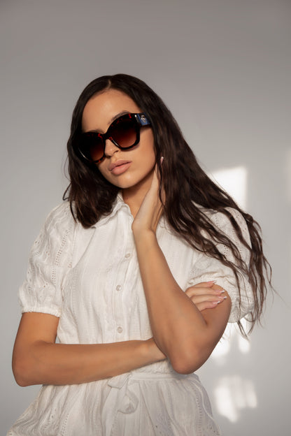 Cuero | 𝐖𝐨𝐦𝐞𝐧 𝐒𝐮𝐧𝐠𝐥𝐚𝐬𝐬𝐞𝐬