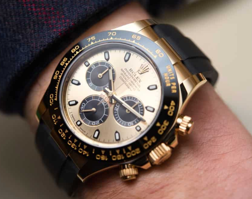 Cuero | OYSTER PERPETUAL SUPERLATIVE CHRONOMETER OFFICIALLY CERTIFIED COSMOGRAPH DAYTONE WATCH GOLD WITH RUBBER BLACK BELT