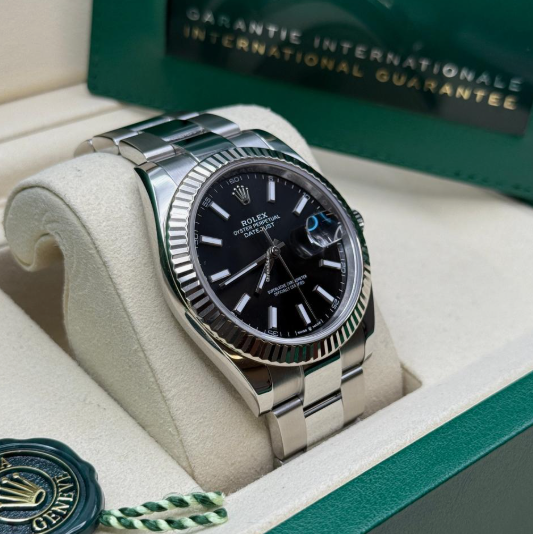 Cuero | Datejust 41 Bright Black Index Dial Stainless Steel Fluted Bezel Oyster Bracelet