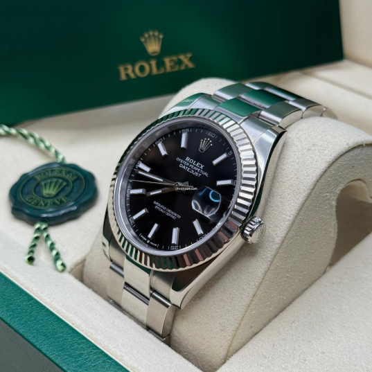 Cuero | Datejust 41 Bright Black Index Dial Stainless Steel Fluted Bezel Oyster Bracelet
