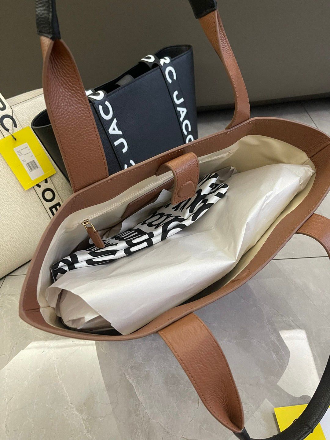 Cuero | Medium Leather Tote