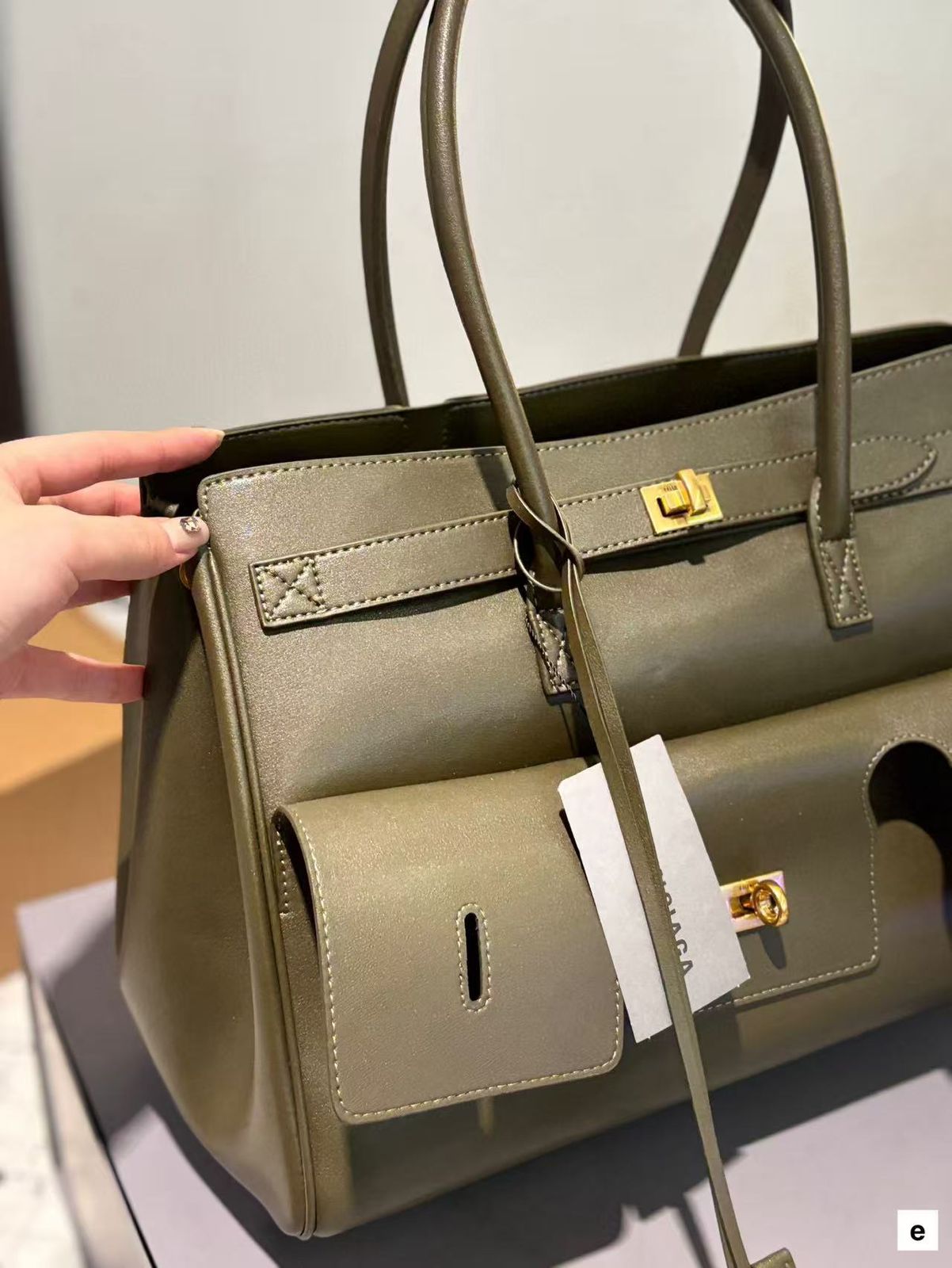 Cuero | leather shoulder bag