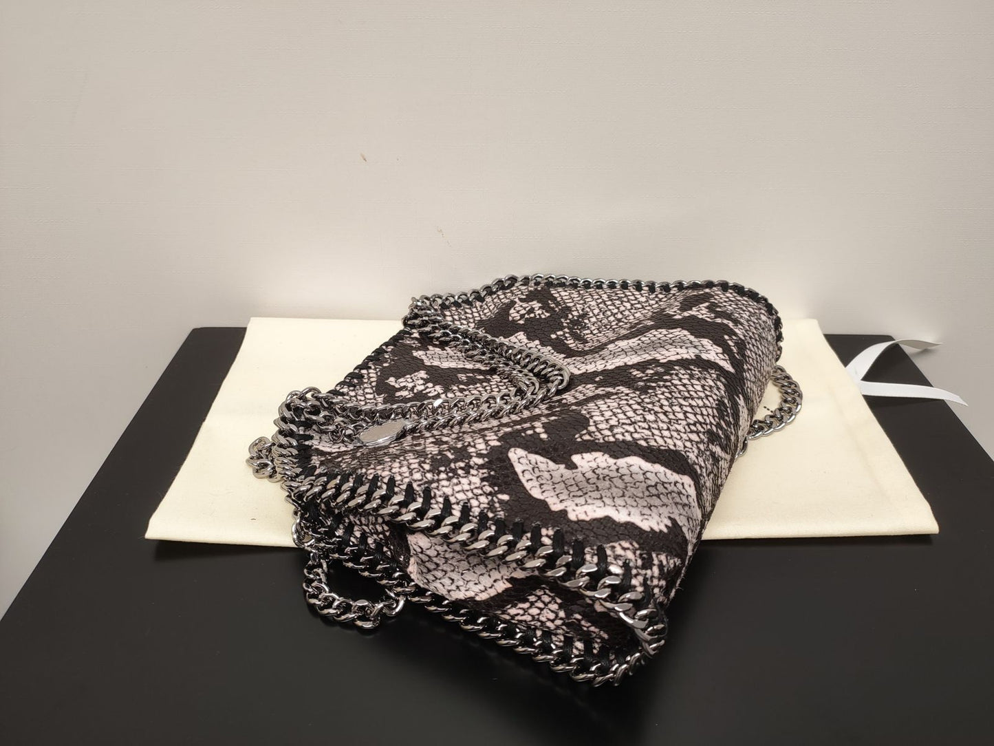 Cuero | Falabella Tote in Metallic Eco Leather
