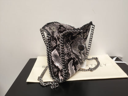 Cuero | Falabella Tote in Metallic Eco Leather