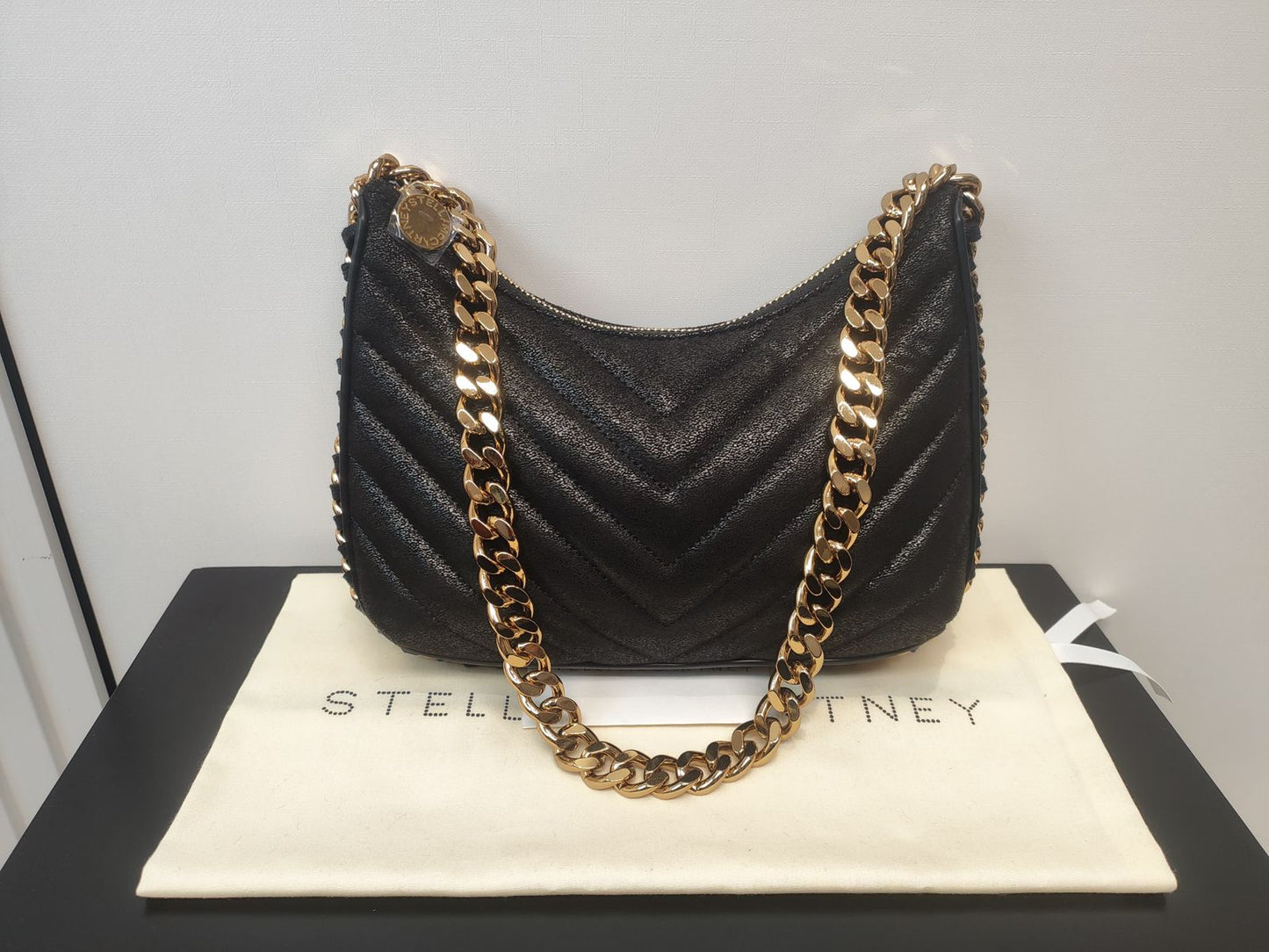 Cuero | Falabella Mini shoulder bag