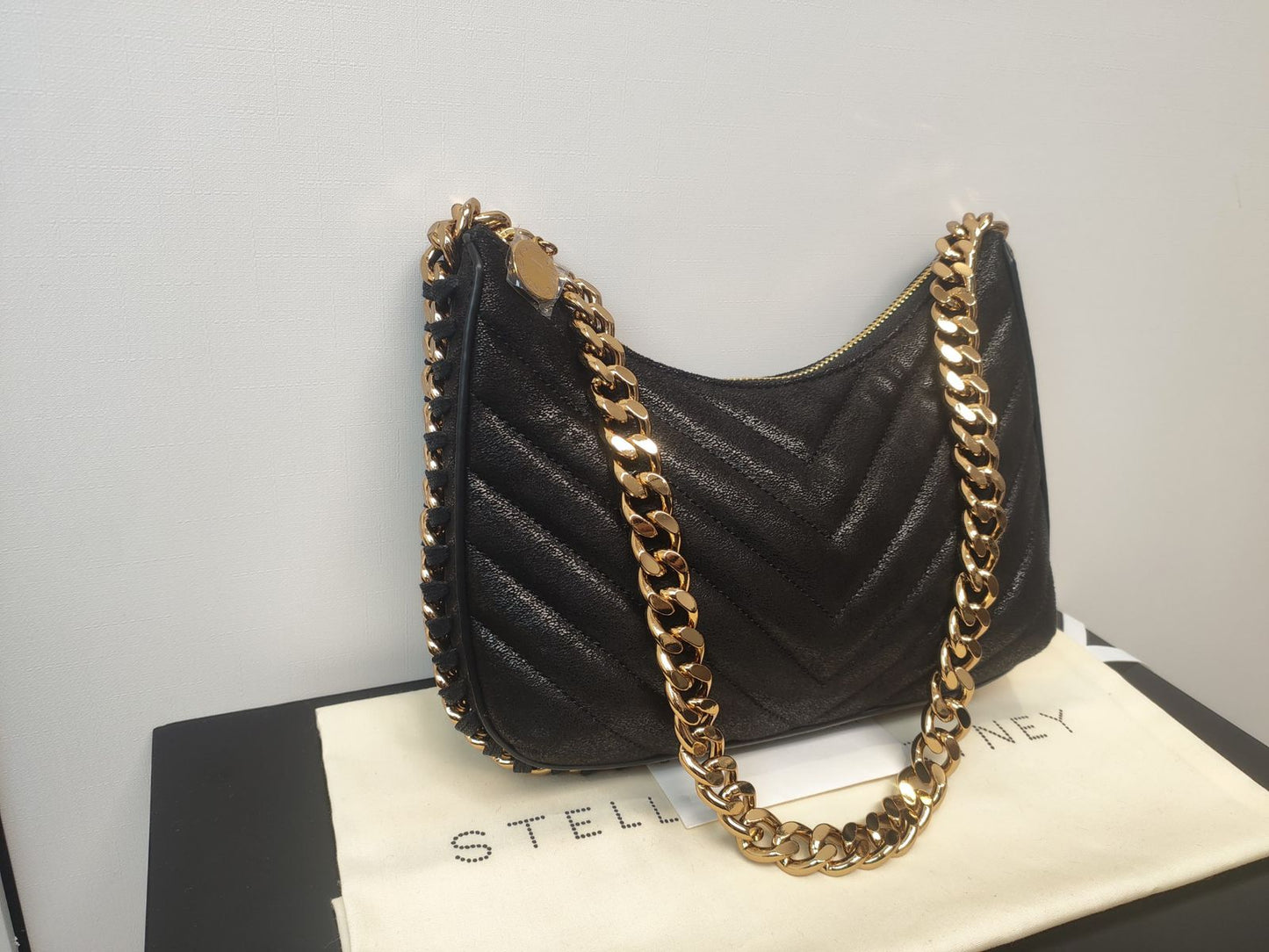 Cuero | Falabella Mini shoulder bag