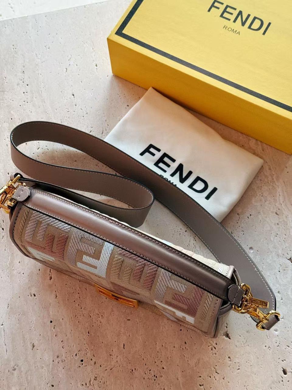 Cuero | Baguette Medium Canvas bag with multicolour FF embroidery