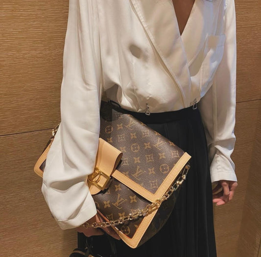Louis Vuitton Dauphine MM – Monogram Canvas